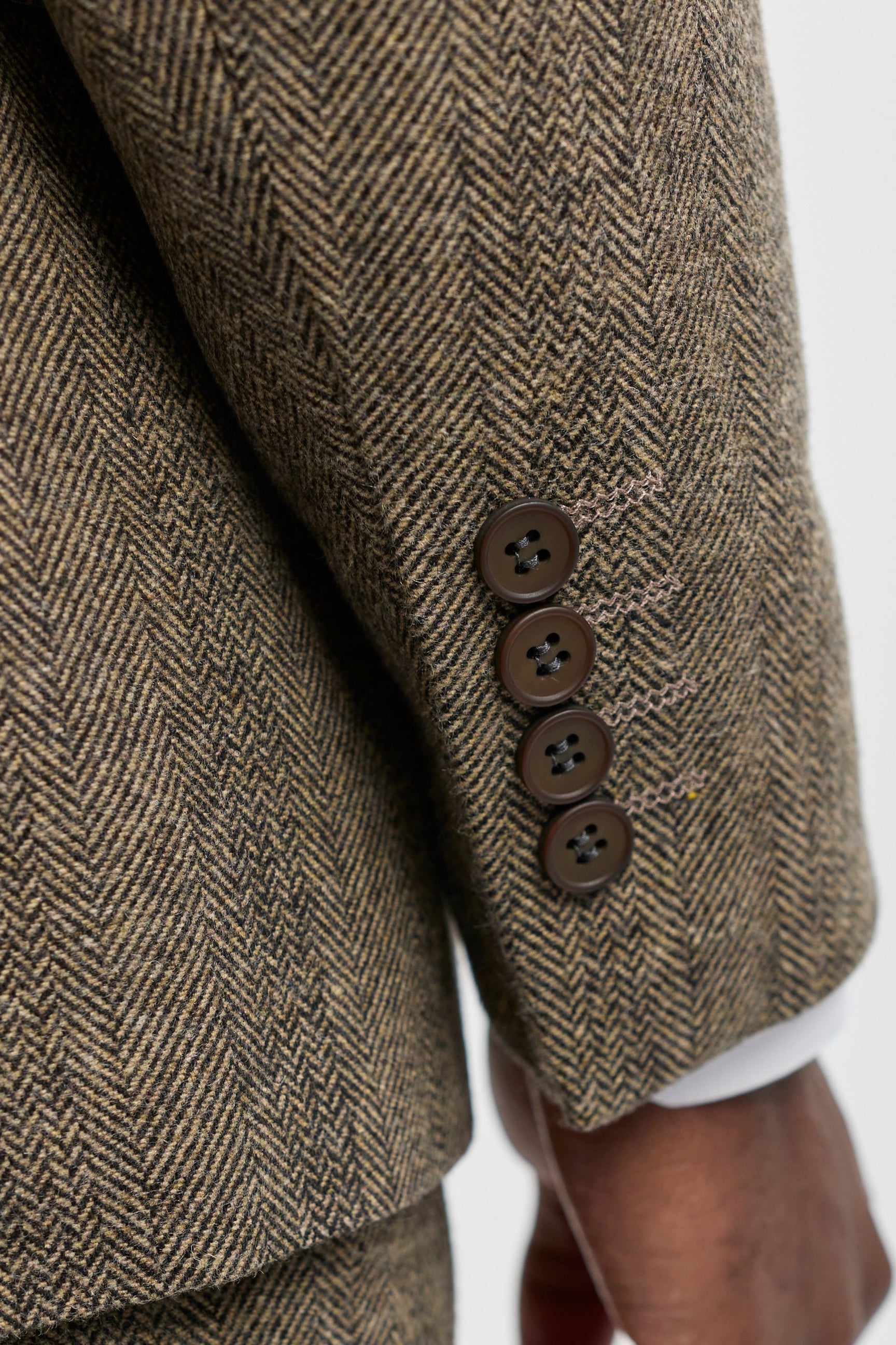 Oak-Brown Herringbone Tweed 3 Piece Suit