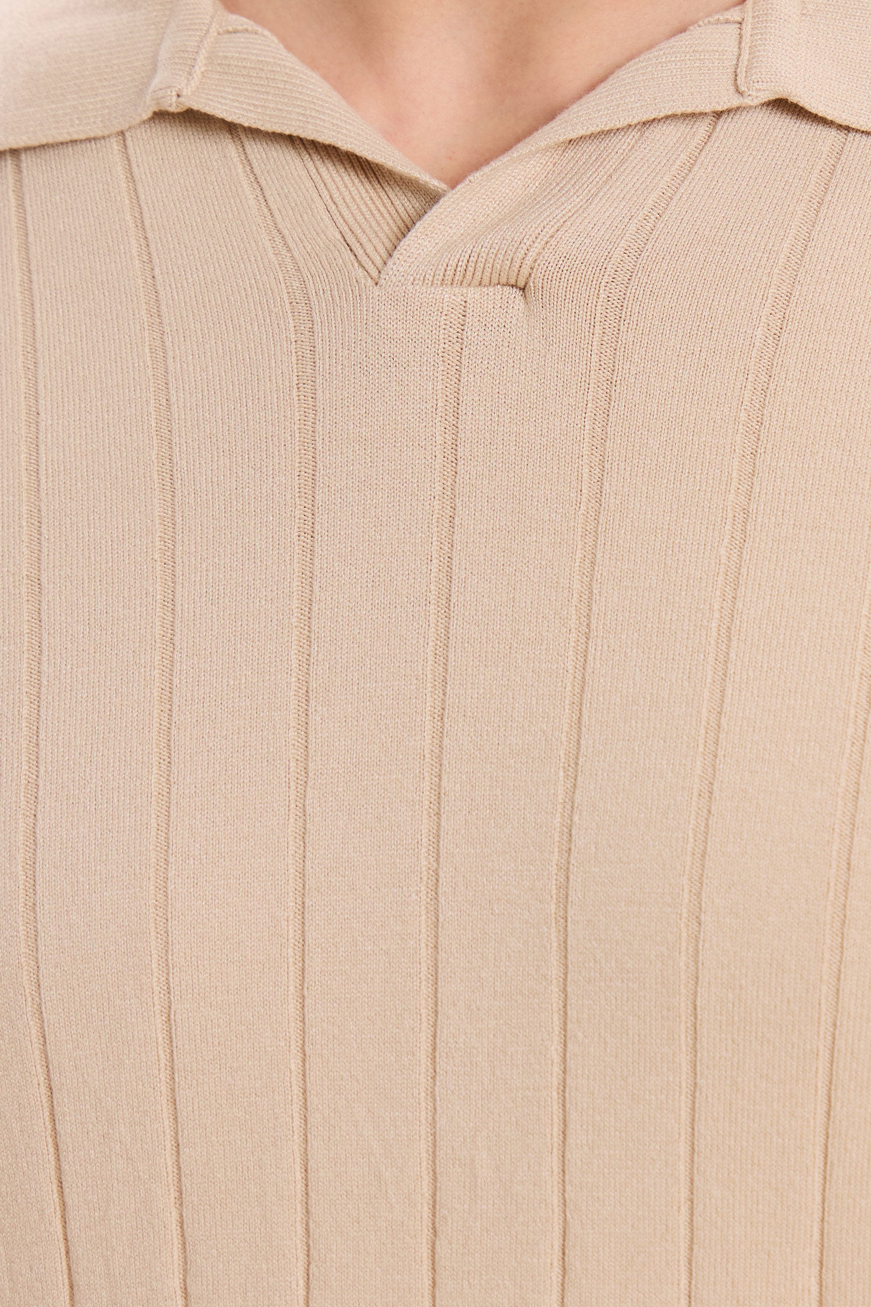 Men’s Beige Ribbed Knit Polo Shirt