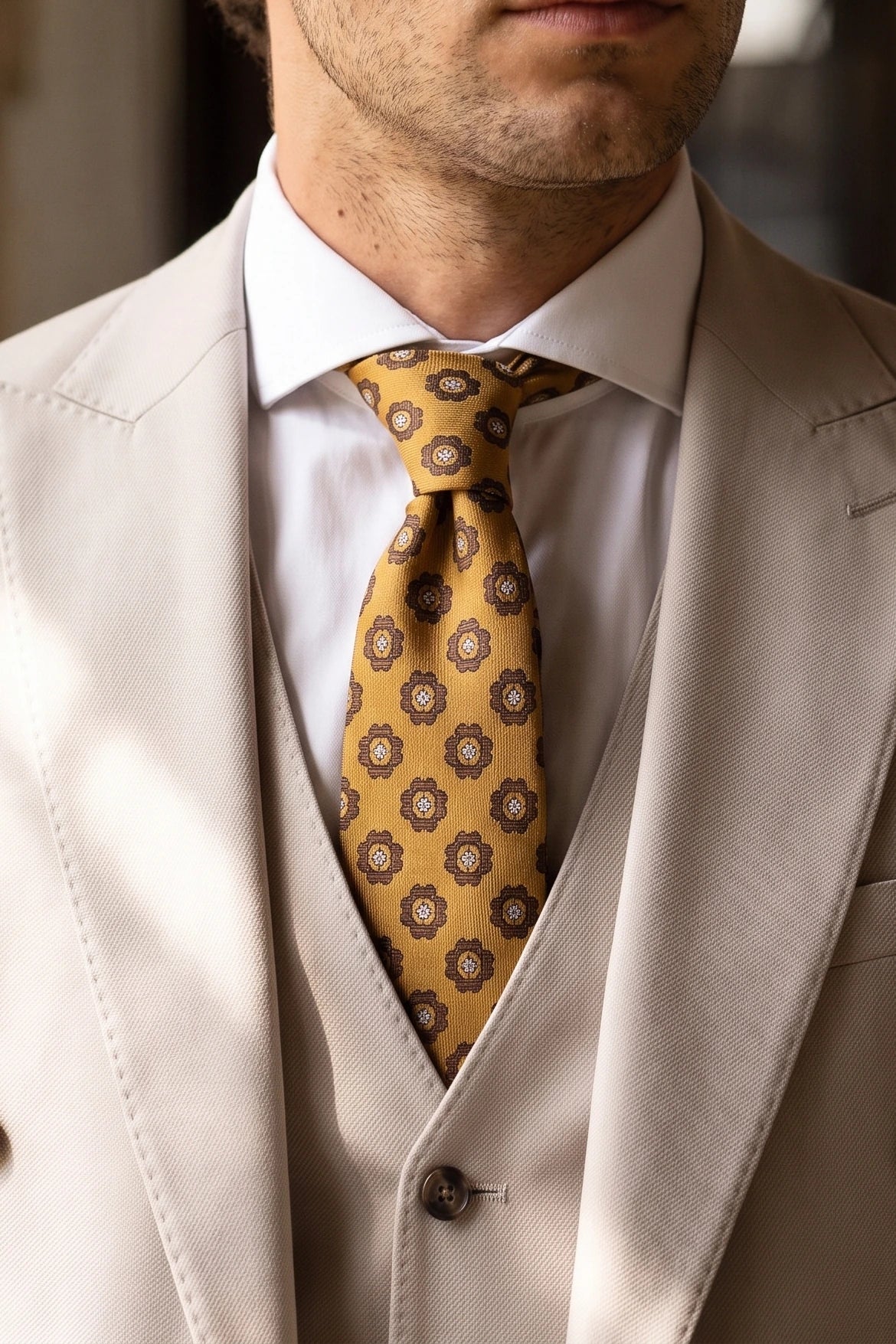 Men’s Gold Paisley Tie