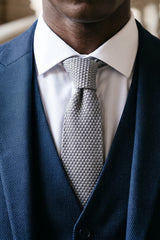 Men’s Grey Knitted Solid Colour Tie