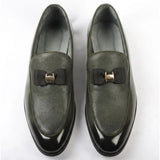 Men's Textured Front Iconic Buckle Bow Loafers