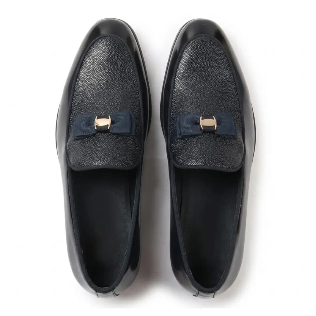 Men's Textured Front Iconic Buckle Bow Loafers