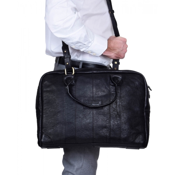 Real Leather Carry On Overnight Bag - Black
